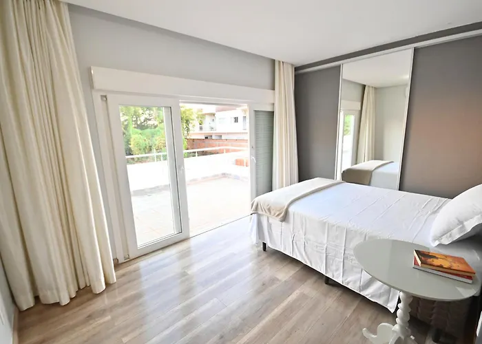 Room House